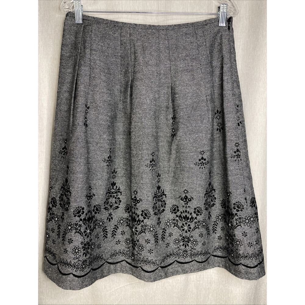 Dressbarn A-line Skirt Women's Sz 8 Gray/Black Beaded Floral Pattern Wool Blend